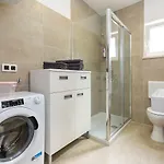 בית נופש Charmantes Mit Meerblick, 2 Fahrraeder, Grill, Privater Balkon, Waschmaschine *