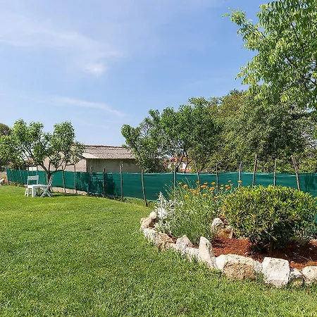 Charmantes Mit Meerblick, 2 Fahrraeder, Grill, Privater Balkon, Waschmaschine * Poreč