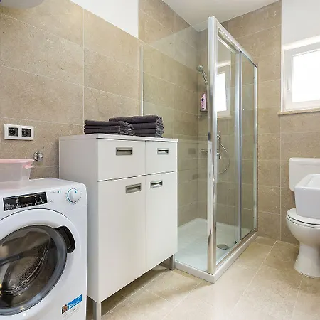 בית נופש Charmantes Mit Meerblick, 2 Fahrraeder, Grill, Privater Balkon, Waschmaschine *