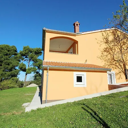 Charmantes Mit Meerblick, 2 Fahrraeder, Grill, Privater Balkon, Waschmaschine Сasa de vacaciones Poreč